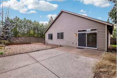 1020 N Juniper St, Canby, OR 97013 - Photo 30