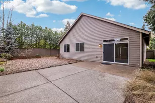 1020 N Juniper St, Canby, OR 97013 - Photo 30