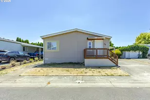 1699 N Terry St, Eugene, OR 97402 - Photo 2