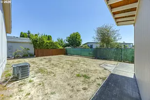 1699 N Terry St, Eugene, OR 97402 - Photo 24