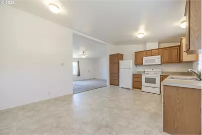 1699 N Terry St, Eugene, OR 97402 - Photo 16