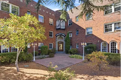 711 NE Randall Ave #105, Portland, OR 97232 - Photo 24