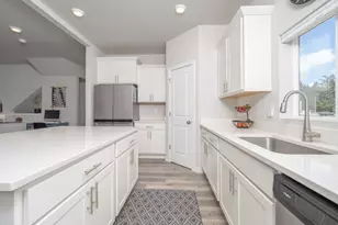 1458 N Siltstone Ave, Newberg, OR 97132 - Photo 8