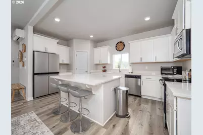 1458 N Siltstone Ave, Newberg, OR 97132 - Photo 4