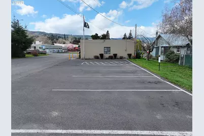 3666 Atkinson Dr, Hood River, OR 97031 - Photo 24