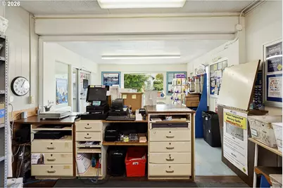 3666 Atkinson Dr, Hood River, OR 97031 - Photo 14