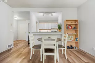 1710 S Harbor Way, Portland, OR 97201 - Photo 18