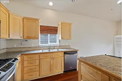 280 Hillsdale St, Oceanside, OR 97134 - Photo 16