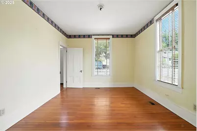 4272 SE Washington St, Portland, OR 97215 - Photo 22