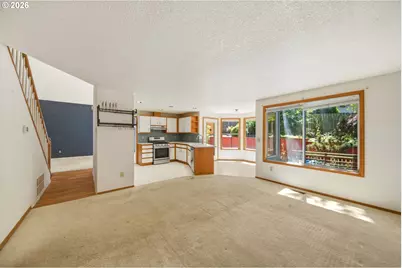 5002 SW Vacuna St, Portland, OR 97219 - Photo 6