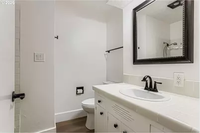 660 NE 20th Ave, Canby, OR 97013 - Photo 18