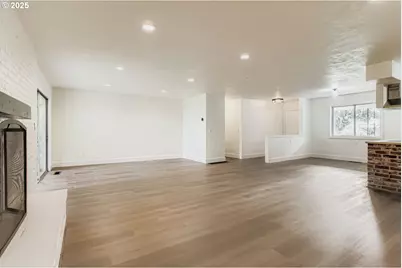 660 NE 20th Ave, Canby, OR 97013 - Photo 4