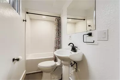 660 NE 20th Ave, Canby, OR 97013 - Photo 28