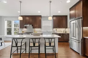 6810 SE 48th Av, Portland, OR 97206 - Photo 4