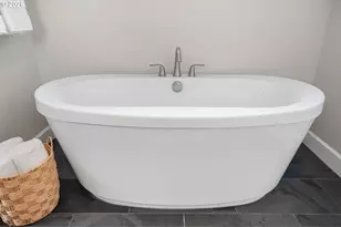 6810 SE 48th Av, Portland, OR 97206 - Photo 24