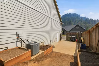 6199 Graystone Loop, Springfield, OR 97478 - Photo 44