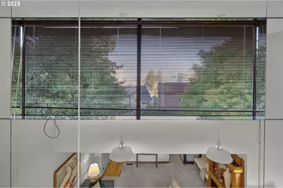 2376 SW Cedar St, Portland, OR 97205 - Photo 18