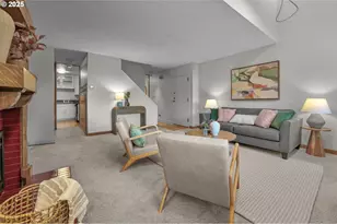 2376 SW Cedar St, Portland, OR 97205 - Photo 8