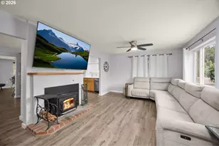 25515 SW Rainbow Ln, Hillsboro, OR 97123 - Photo 10