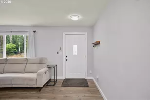 25515 SW Rainbow Ln, Hillsboro, OR 97123 - Photo 8