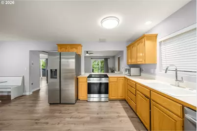 25515 SW Rainbow Ln, Hillsboro, OR 97123 - Photo 14