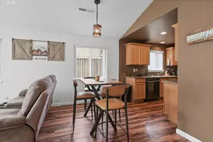 4942 Holly St, Springfield, OR 97478 - Photo 8