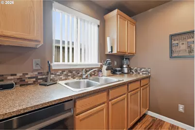 4942 Holly St, Springfield, OR 97478 - Photo 12