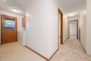 765 Sprague St, Eugene, OR 97405 - Photo 36