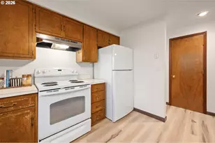 765 Sprague St, Eugene, OR 97405 - Photo 20