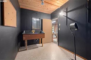 765 Sprague St, Eugene, OR 97405 - Photo 42