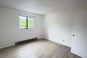 11040 SW Greenburg Rd, Portland, OR 97210 - Photo 16