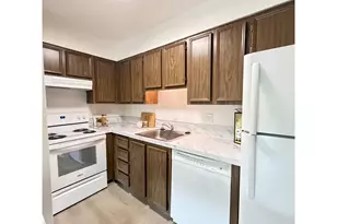 11040 SW Greenburg Rd, Portland, OR 97210 - Photo 12