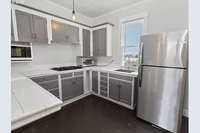 103 Washington St, Astoria, OR 97103 - Photo 10