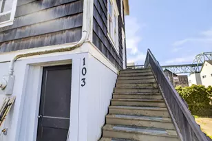 103 Washington St, Astoria, OR 97103 - Photo 4