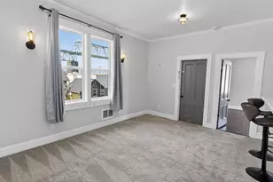 103 Washington St, Astoria, OR 97103 - Photo 8