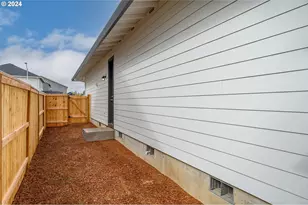 1340 S 32nd Ave, Cornelius, OR 97113 - Photo 42