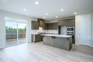 1340 S 32nd Ave, Cornelius, OR 97113 - Photo 16