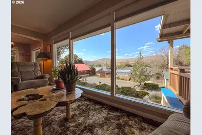 600 SE 2nd Ave, John Day, OR 97845 - Photo 4