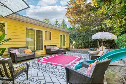2300 SW Seymour Dr, Portland, OR 97239 - Photo 42