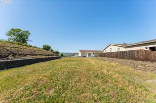 621 Highland Vista Ln, Roseburg, OR 97471 - Photo 34