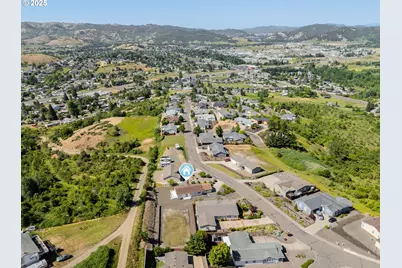 621 Highland Vista Ln, Roseburg, OR 97471 - Photo 48