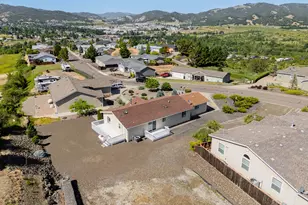 621 Highland Vista Ln, Roseburg, OR 97471 - Photo 32