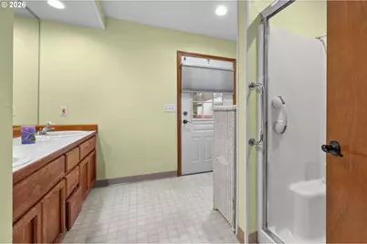 1050 NW Jackson St, Hillsboro, OR 97124 - Photo 20