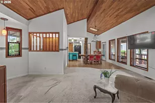 1050 NW Jackson St, Hillsboro, OR 97124 - Photo 10