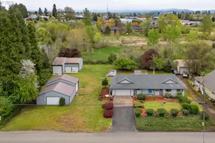 1050 NW Jackson St, Hillsboro, OR 97124 - Photo 1