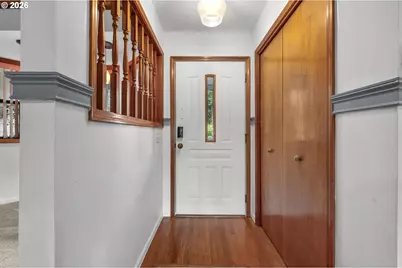 1050 NW Jackson St, Hillsboro, OR 97124 - Photo 6