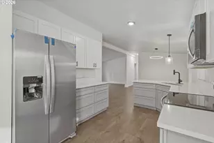 12323 SE Holgate Blvd, Portland, OR 97236 - Photo 14