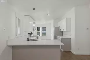 12323 SE Holgate Blvd, Portland, OR 97236 - Photo 14