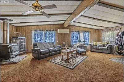 302 Hemenway Rd, Winlock, WA 98596 - Photo 10