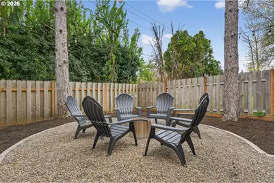 9843 SW 2nd Ave, Portland, OR 97219 - Photo 36